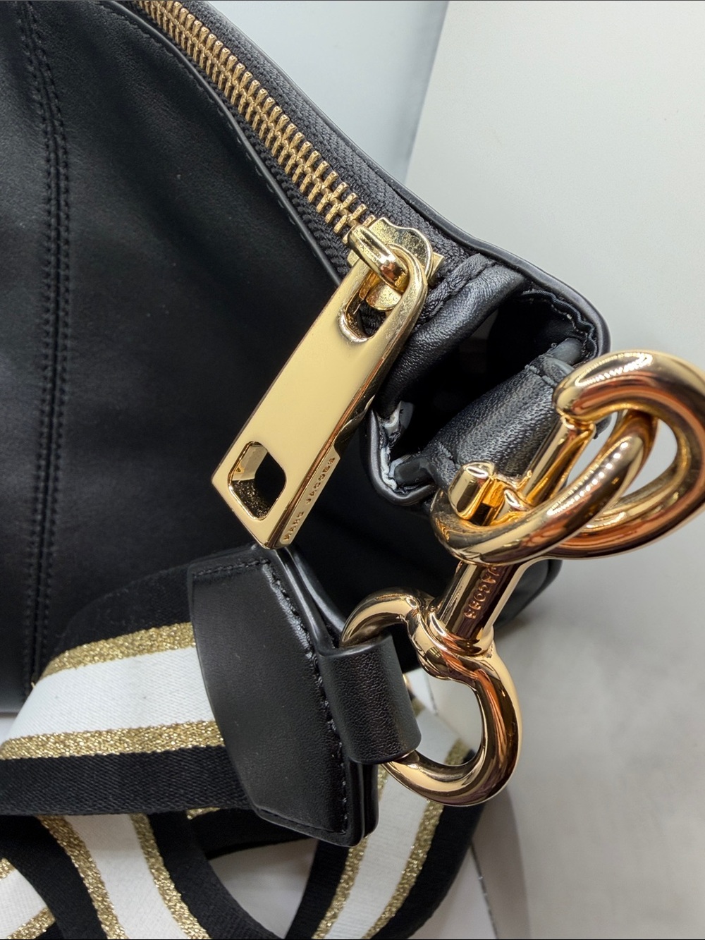 Marc Jacob’s black leather crossbody ghw - Picture 3 of 4